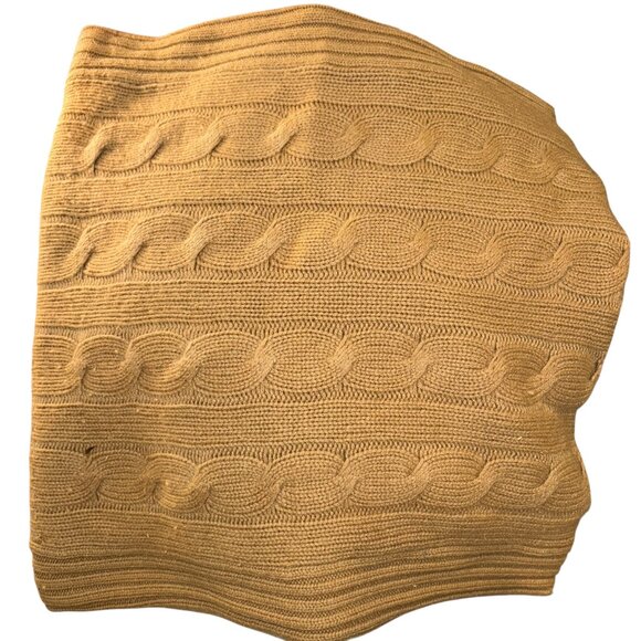 The Kings Lane British 100% cashmere camel khaki cable knit pillow cover - Picture 4 of 4